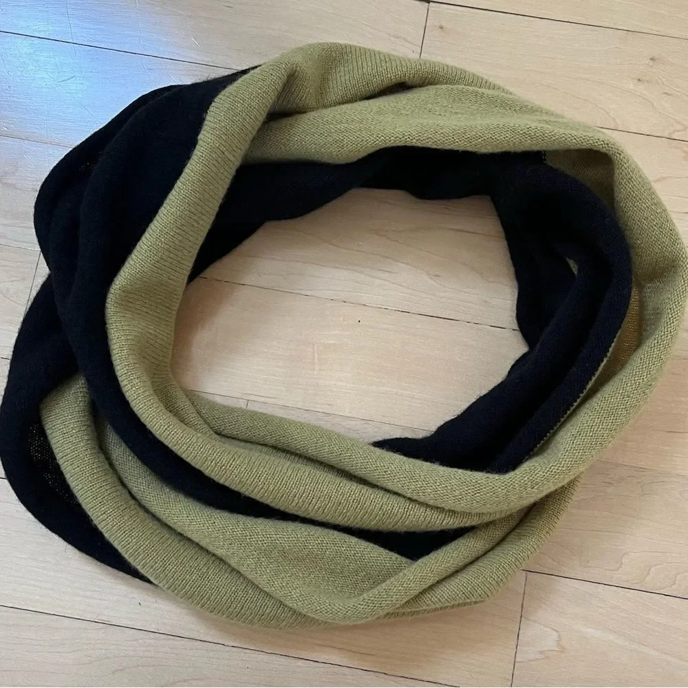 Brodie Cashmere Color-block 100% Cashmere Infinity Scarf In Green Black NWOT